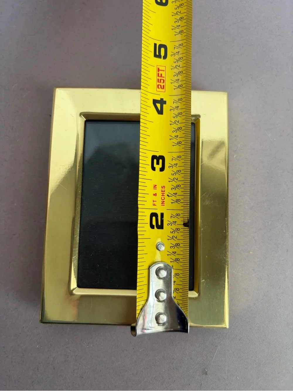 N/A elegant gold